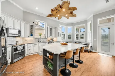 4236 Hield Road NW Palm Bay FL 32907