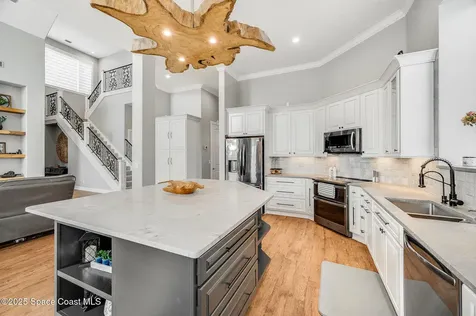 4236 Hield Road NW Palm Bay FL 32907