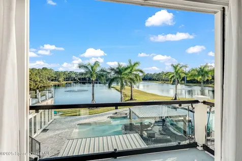 4236 Hield Road NW Palm Bay FL 32907