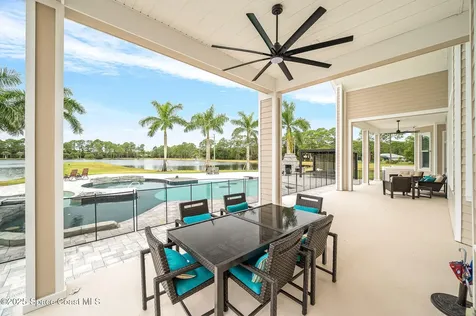 4236 Hield Road NW Palm Bay FL 32907