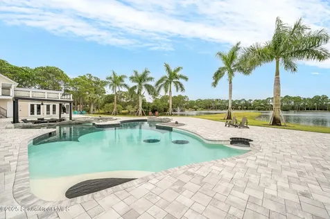 4236 Hield Road NW Palm Bay FL 32907