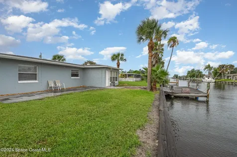 1655 Wavecrest Street Merritt Island FL 32952