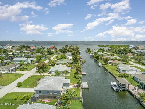 1655 Wavecrest Street Merritt Island FL 32952