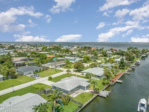 1655 Wavecrest Street Merritt Island FL 32952