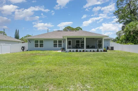 1486 Harper Boulevard SW Palm Bay FL 32908