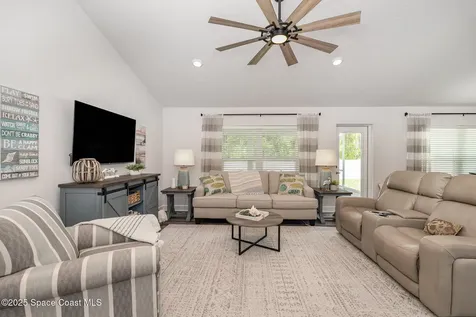 1486 Harper Boulevard SW Palm Bay FL 32908