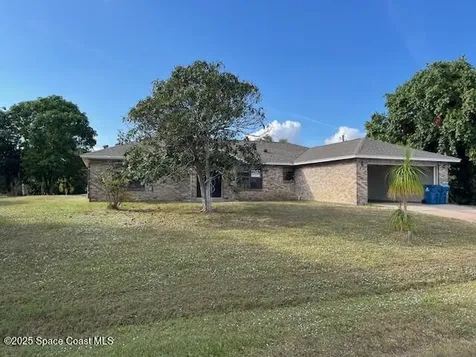 1966 Gould Avenue SW Palm Bay FL 32908
