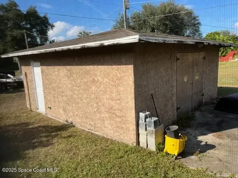 1966 Gould Avenue SW Palm Bay FL 32908