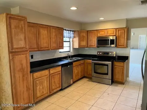 1966 Gould Avenue SW Palm Bay FL 32908