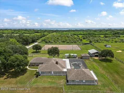 3125 Davis Road Mims FL 32754
