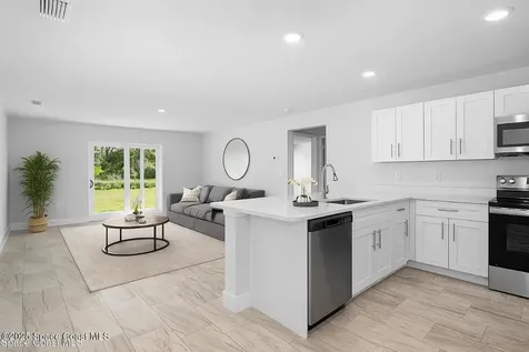 480 Scanlon Road SW Palm Bay FL 32908