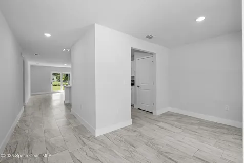480 Scanlon Road SW Palm Bay FL 32908