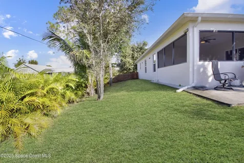 852 Jordan Avenue Sebastian FL 32958