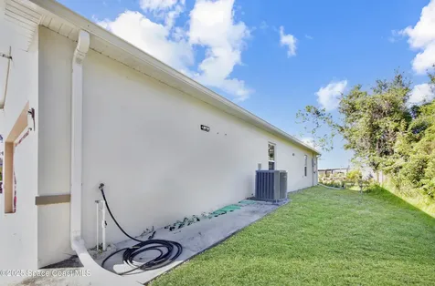 852 Jordan Avenue Sebastian FL 32958