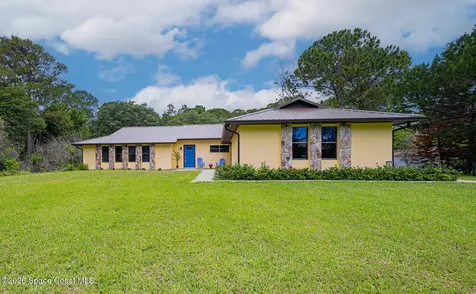 3772 E R Smyth Drive Mims FL 32754
