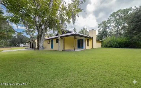 3772 E R Smyth Drive Mims FL 32754