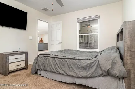 5651 Travis Street Mims FL 32754
