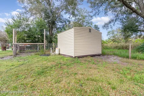 5651 Travis Street Mims FL 32754