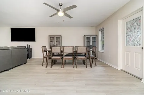 5651 Travis Street Mims FL 32754
