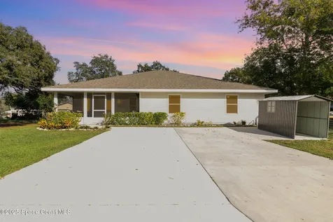 5651 Travis Street Mims FL 32754