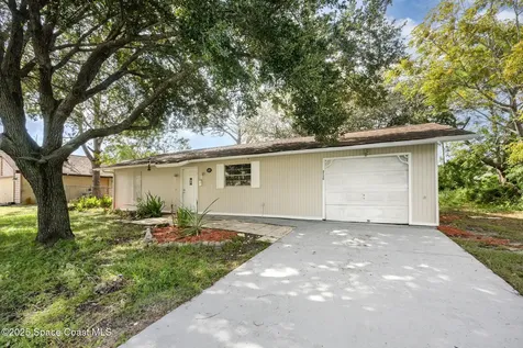 2126 Whiteside Avenue SE Palm Bay FL 32909