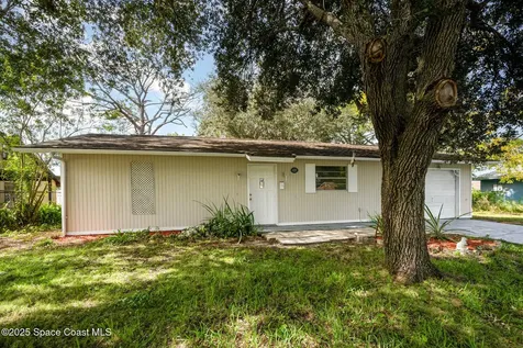 2126 Whiteside Avenue SE Palm Bay FL 32909