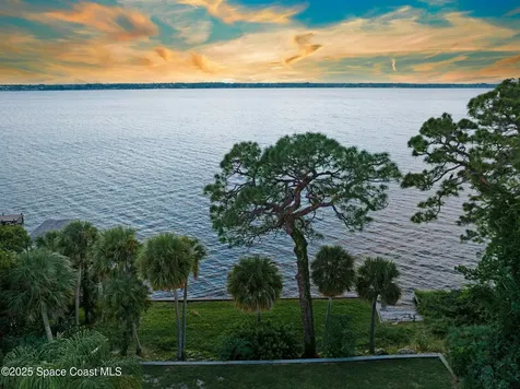 2885 S Tropical Trail Merritt Island FL 32952