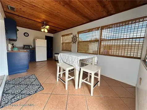 1450 4th Avenue Vero Beach FL 32960