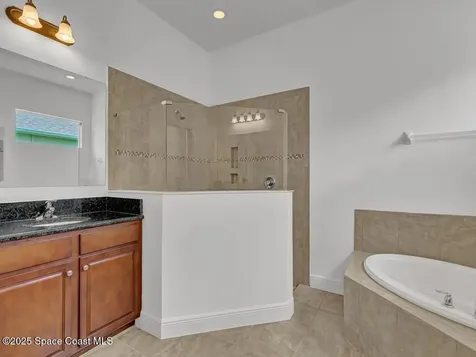 1340 S Village Square Vero Beach FL 32966