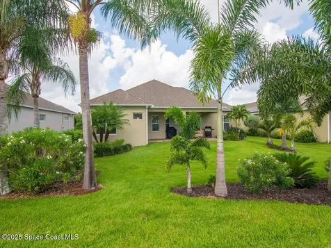 1340 S Village Square Vero Beach FL 32966