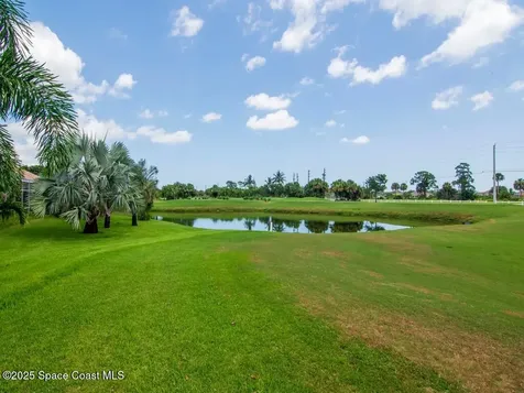 1340 S Village Square Vero Beach FL 32966