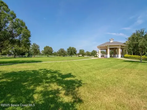 1340 S Village Square Vero Beach FL 32966