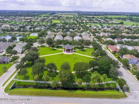 1340 S Village Square Vero Beach FL 32966