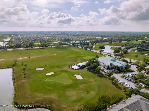 1340 S Village Square Vero Beach FL 32966