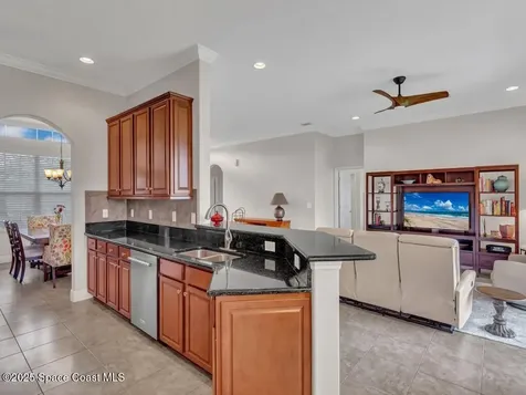 1340 S Village Square Vero Beach FL 32966