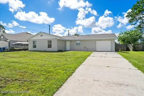 680 Bluefields Street SE Palm Bay FL 32909