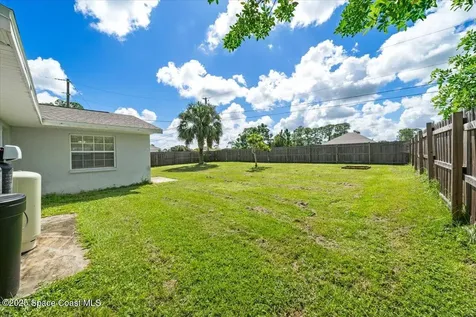 680 Bluefields Street SE Palm Bay FL 32909