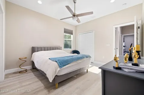 171 Hurley Boulevard SW Palm Bay FL 32908