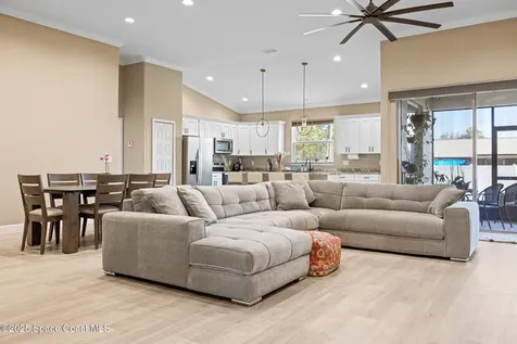 171 Hurley Boulevard SW Palm Bay FL 32908