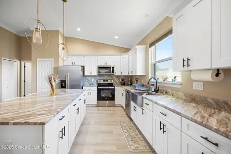 171 Hurley Boulevard SW Palm Bay FL 32908
