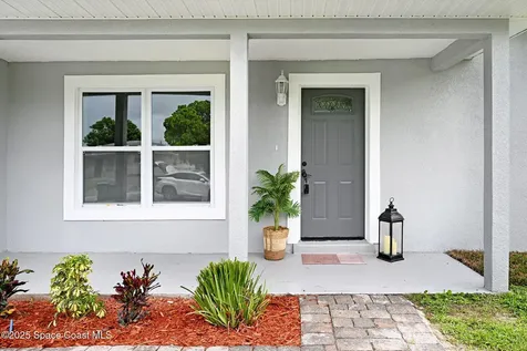 573 Mandan Avenue Melbourne FL 32935