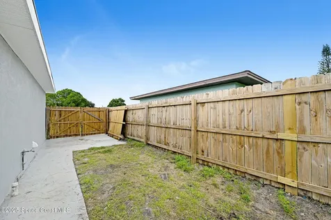 573 Mandan Avenue Melbourne FL 32935