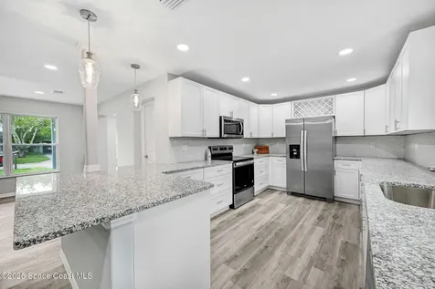 573 Mandan Avenue Melbourne FL 32935
