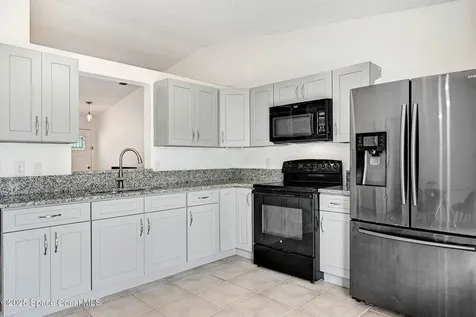 1500 Manzanita Street NW Palm Bay FL 32907