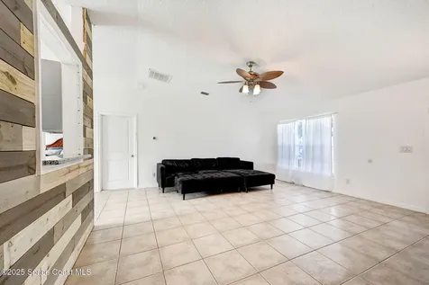 1500 Manzanita Street NW Palm Bay FL 32907
