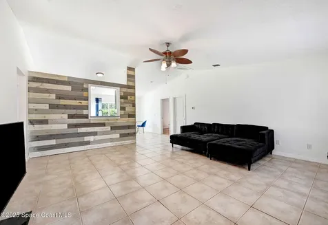 1500 Manzanita Street NW Palm Bay FL 32907