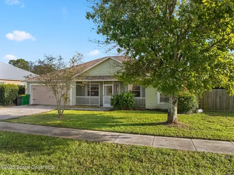 2940 Brandywine Circle Titusville FL 32796