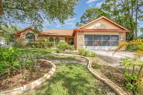 915 Elmont Street NW Palm Bay FL 32907