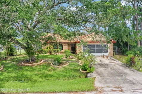 915 Elmont Street NW Palm Bay FL 32907