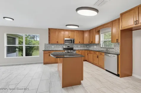 1035 Utah Street SE Palm Bay FL 32909